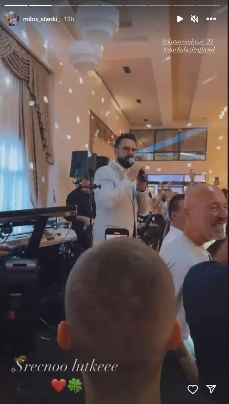 Cure detalji sa svadbe Darka Lazića: Vozili se u 'pili' vrijednoj milijun eura, rezali tortu na sedam katova, a došao im je i Petar Grašo