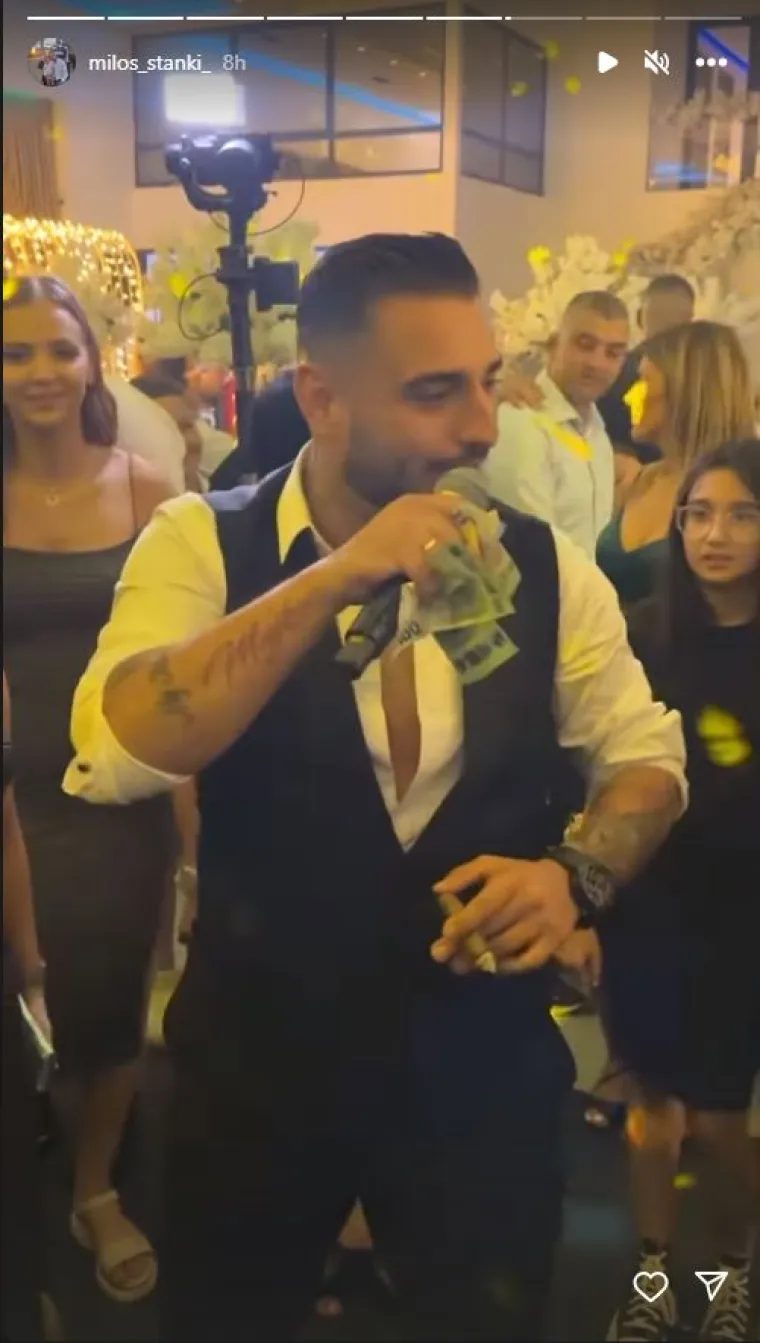Cure detalji sa svadbe Darka Lazića: Vozili se u 'pili' vrijednoj milijun eura, rezali tortu na sedam katova, a došao im je i Petar Grašo