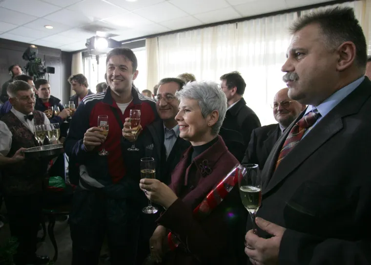 A ovako se slavilo prije 12 godina: Svjetski viceprvaci dočekani kao kraljevi, Metličić napravio &scaron;ou