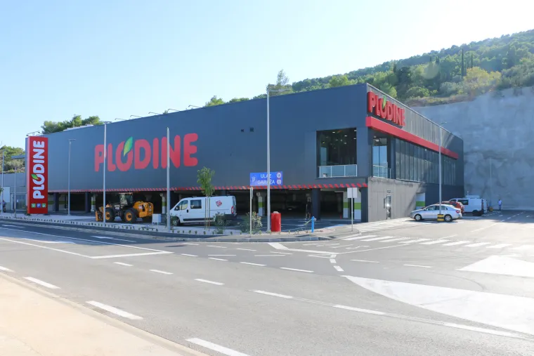 PLODINE STIGLE U BARANJU I NA OTOK UGLJAN