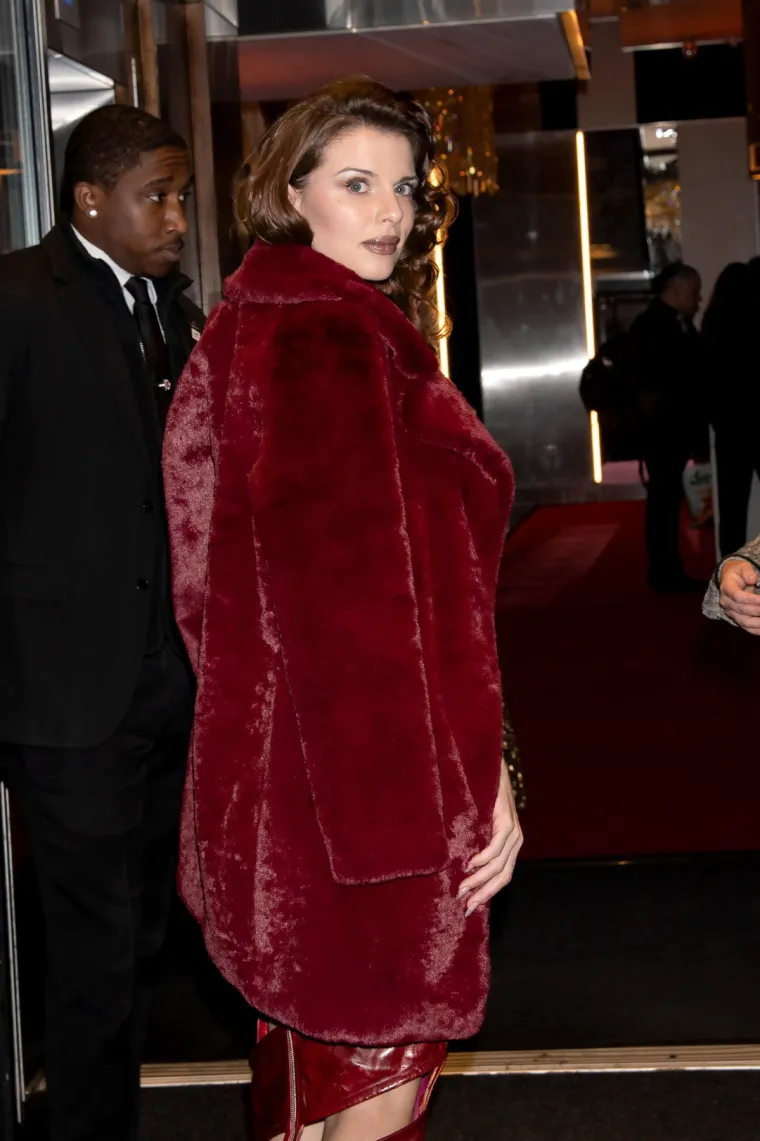 Julia Fox ponovno u goli&scaron;avom izdanju