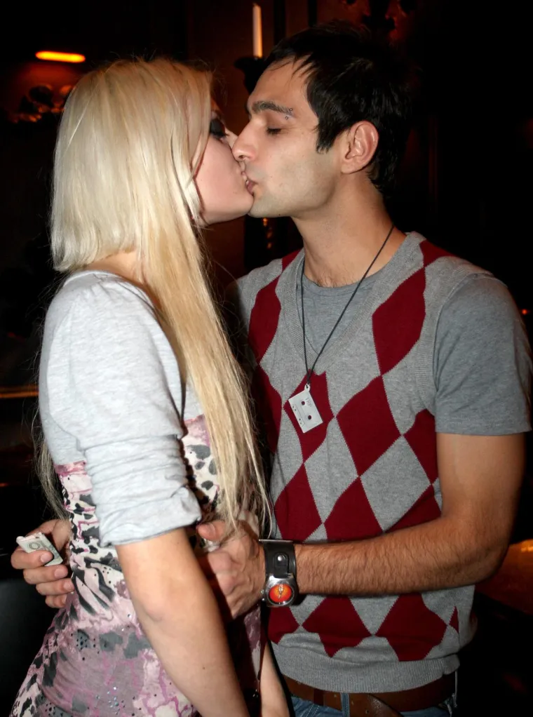 Ella Dvornik s deckom Denisom Memedovskim