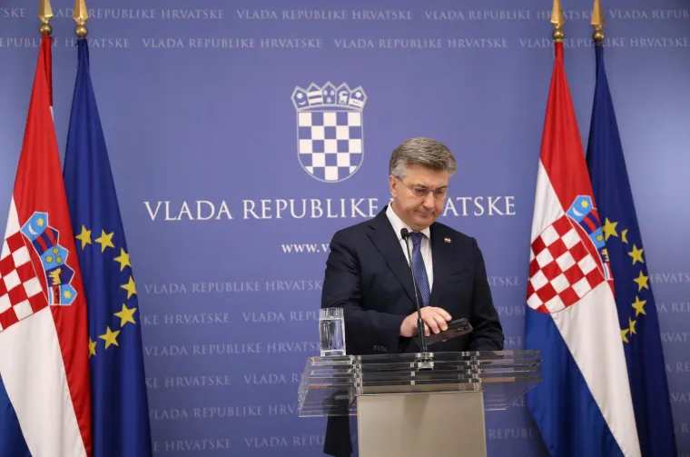 Teški dani za Plenkovića: Pogledajte kako je pokislo izgledao dok je najavljivao Anušića za novog ministra obrane