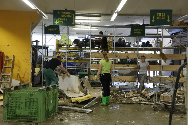 Slovenija je nakon 24 godine opet na Europskom prvenstvu: U centru Ljubljane veličanstven doček nogometaša