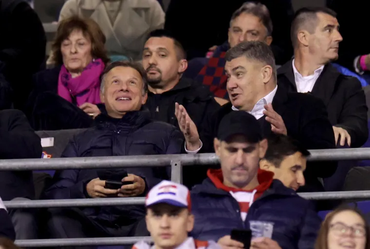 Maksimir 'gori': Pogledajte kako izgledaju tribine, jedna misteriozna ljepotica sa zastavom Armenije privukla veliku pažnju