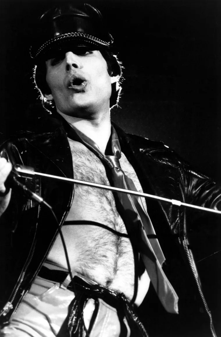 Koncert Queena uživo u Hyde Parku u Londonu 18.9.1976. Besplatan koncert sa 150.000 obožavatelja u Parku