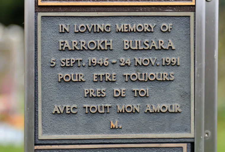 Obožavatelji već 21 godinu  žele odati počast na posljednjem počivali&scaron;tu Freddieja Mercuryja u Londonu