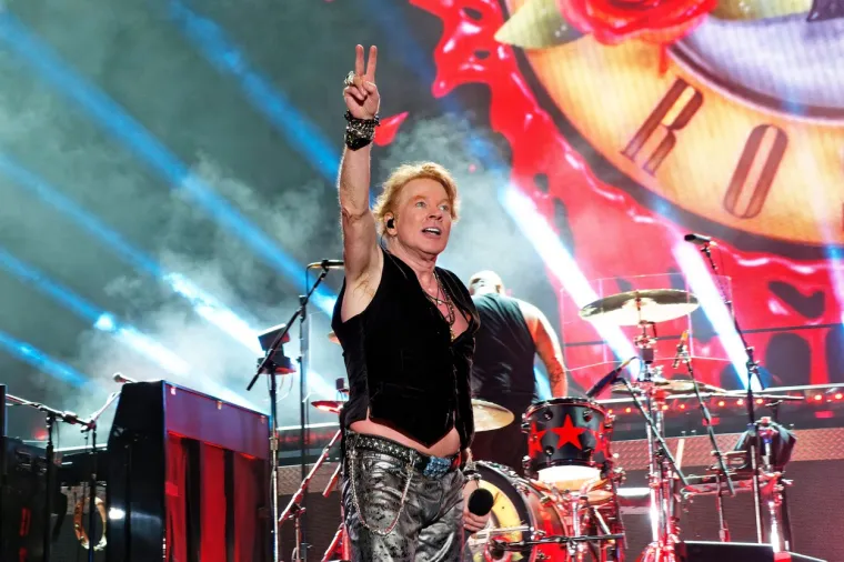 Od navodnog napada su pro&scaron;le 34 godine te vjerojatno ne postoje nikakvi fizički dokazi koji bi poduprli ovu tužbu pa je prilično nejasno na koji način u pravnom sistemu utemeljenom na presumpciji nevinosti Sheila Kennedy može dokazati bilo &scaron;to. Ako do suđenja i dođe, bit će to njena riječ protiv njegove.