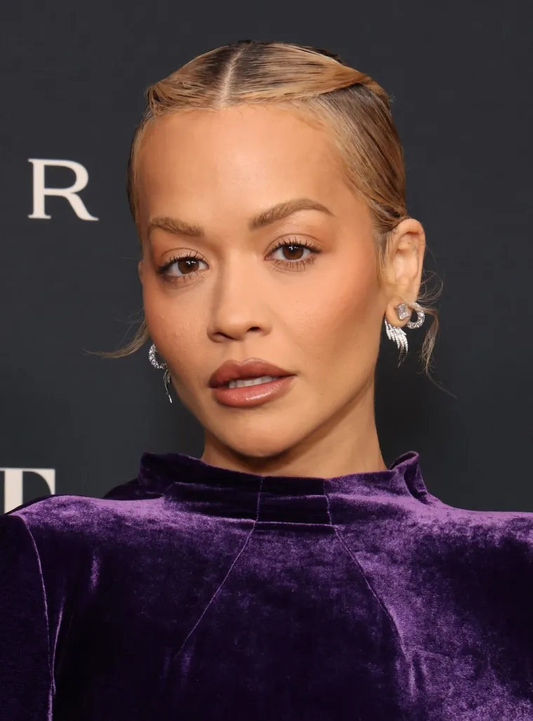 Najpoznatija Albanka danas slavi 33. rođendan: Rita Ora stigla na Kosovo i sru&scaron;ila dru&scaron;tvene mreže jednim potezom