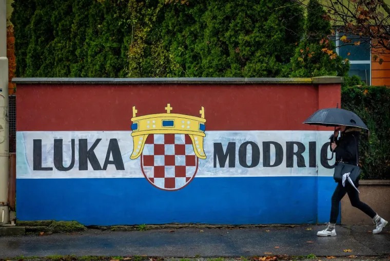 Osječani jo&scaron; jednom pokazali koliko vole reprezentaciju: 'Osvanuo' mural posvećen kapetanu Vatrenih