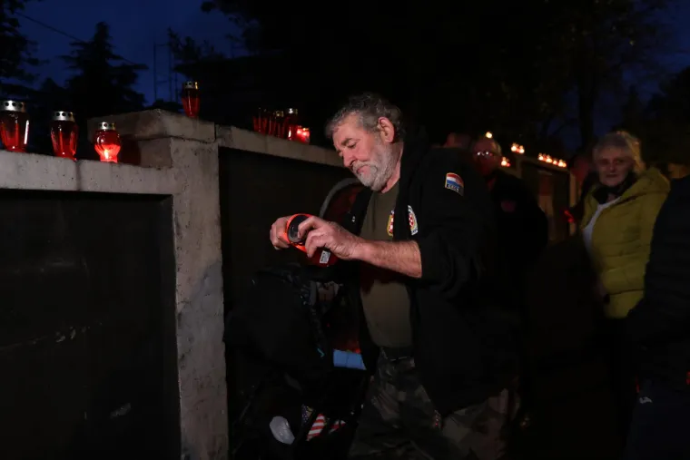 Na ovakvom travnjaku u srijedu se igrala utakmica osmine finala Hrvatskog kupa