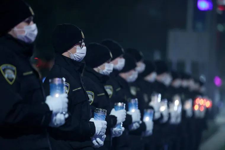 Na ovakvom travnjaku u srijedu se igrala utakmica osmine finala Hrvatskog kupa