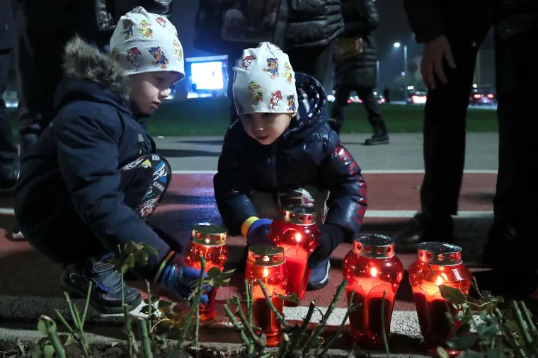 Na ovakvom travnjaku u srijedu se igrala utakmica osmine finala Hrvatskog kupa