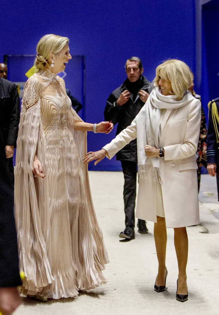 Nizozemska kraljica Maxima zasjenila je i Brigitte Macron: Kad se širokog osmjeha pojavila u ovoj haljini, vrijeme je nakratko stalo