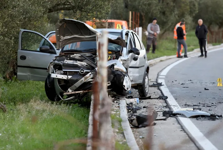 Šest vozila sudjelovalo u sudaru kod Vrpolja, pogledajte nevjerojatne prizore