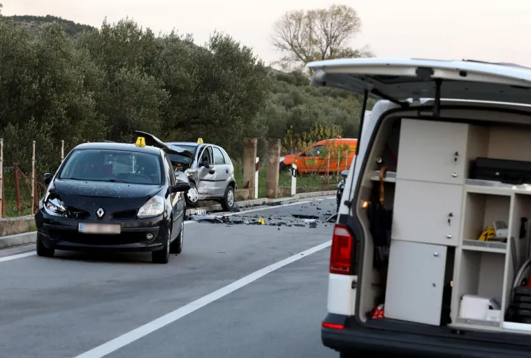 Šest vozila sudjelovalo u sudaru kod Vrpolja, pogledajte nevjerojatne prizore