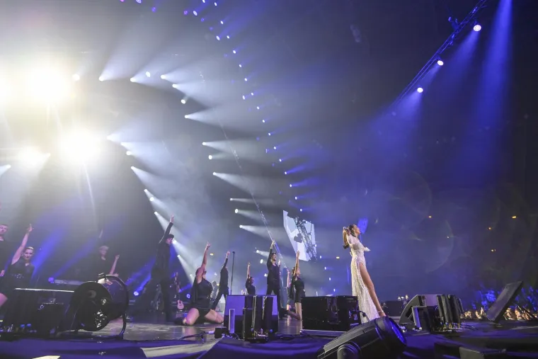 Prijović zapalila Arenu: U publici Marko Grubnić, Iva Todorić...; Pogledajte spektakularne scene