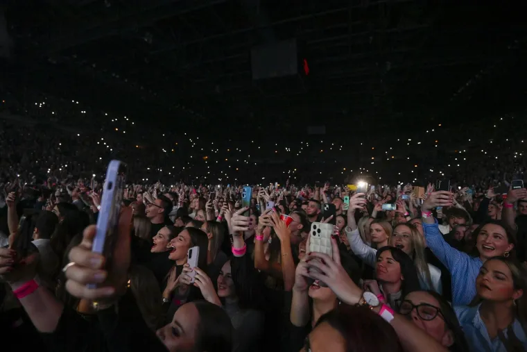 Kakav sinoćnji spektakl! Pogledajte kako je izgledao prvi koncert Aleksandre Prijović u Areni Zagreb
