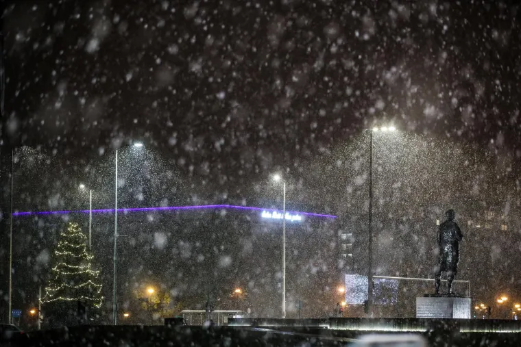 Snijeg zabijelio Zagreb i uljep&scaron;ao čarobno otvaranje Adventa: Pogledajte prekrasne prizore