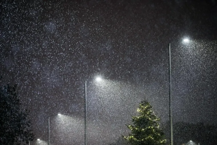 Snijeg zabijelio Zagreb i uljep&scaron;ao čarobno otvaranje Adventa: Pogledajte prekrasne prizore