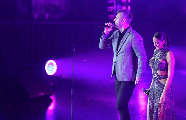 Aleksandra Prijović zapalila atmosferu u Areni, pogledajte kako danas sjaji u ljubičastom: 'Kad sam bila mala...'