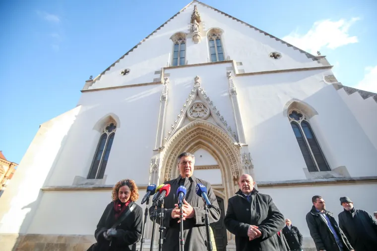 Plenković se pomolio na misi, pa otkrio da ga ekstremisti žele svrgnuti: 'Oni bi rušili ustavni poredak nasilnim metodama'