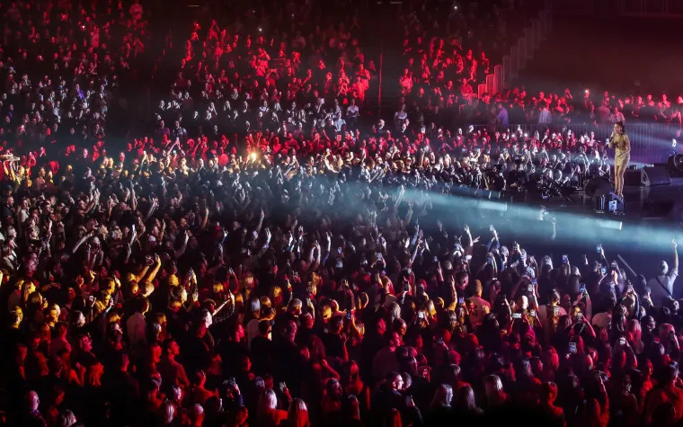 Aleksandra Prijović priredila totalni spektakl u zagrebačkoj Areni! Noć je bila posebna po jedinstvenim gostima: 'Oči su im bile pune suza'