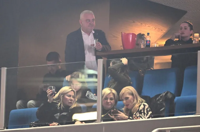 Prijovićki se na četvrtom koncertu pridružio Saša Matić: 'Zamolio bih te da idući put napuniš 10 Arena'