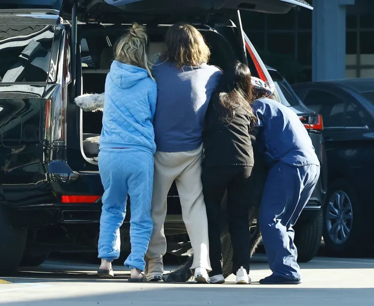 Heidi Klum i Tom Kaulitz doveli su svojeg voljenog udomljenog psa veterinaru, izgledao je kao da je u lošem stanju