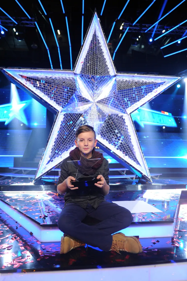 Dino Miklaužić već je pobijedio u RTL-ovim 'Zvjezdicama': Evo kako je tada izgledao