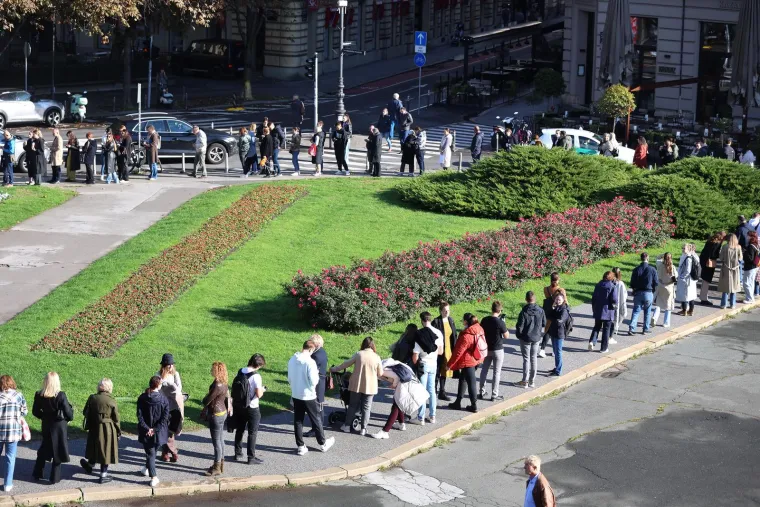 'Nikli' su Orašari ispred zagrebačkog HNK: Pogledajte zašto su posljednjih godina neizostavni ukrasi Božića