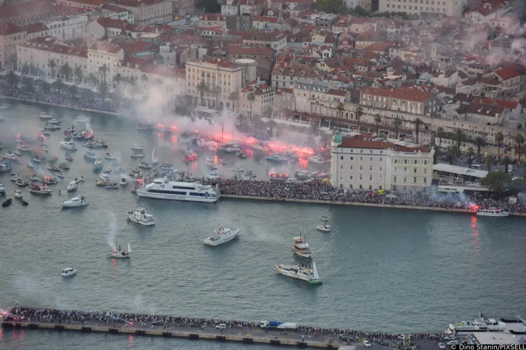 Veličanstven ispraćaj legende: Prisjetite se kako se Split oprostio od voljenog Olivera