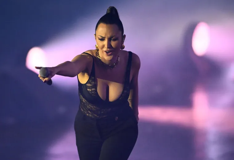 Aleksandra Prijović mijenjala je skupe kombinacije, a svaki je outfit bio senzacionalniji od prethodnog: Koji vam je najdraži?