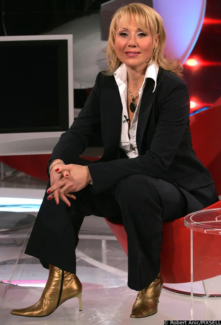 Lepa Brena