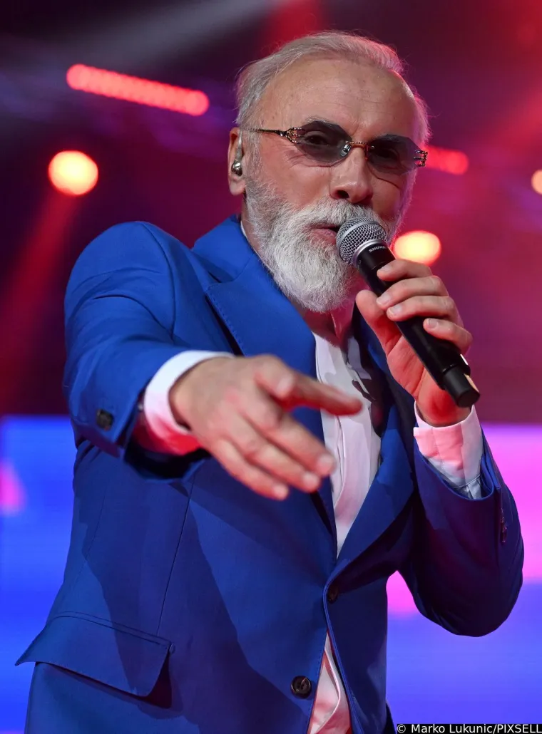Cijela Arena podivljala je kad se pojavila Ivana Banfić, skoro je i Dino Merlin ostao bez teksta: Legenda je blistala