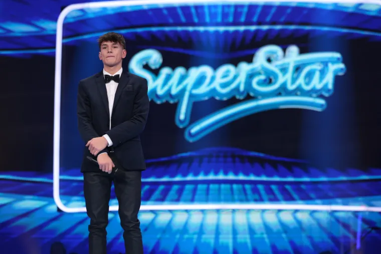 Finalisti Superstara pr&scaron;tali talentom i emocijama, a žiri elegancijom: Severina kao diva iz bajke, a Nika Turković pr&scaron;ti seksepilom