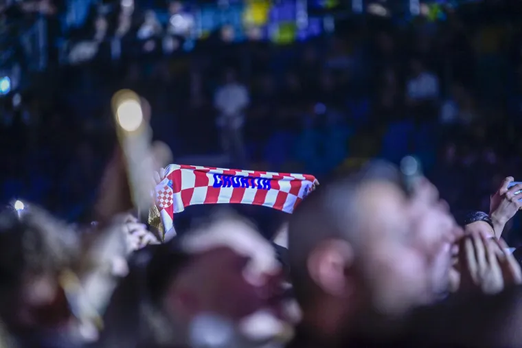 Nigdje nema takve dijaspore: Prelijepe Hrvatice jedva dočekale 'Hrvatsku noć u Frankfurtu', emocije preplavile dvoranu