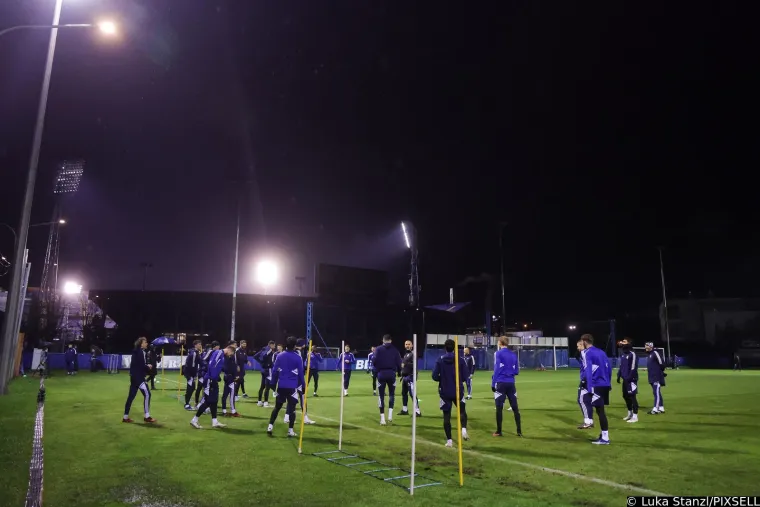 Dinamo prije ključne utakmice nije trenirao na Maksimiru, a tamo je osvanulo nešto prilično neuobičajeno
