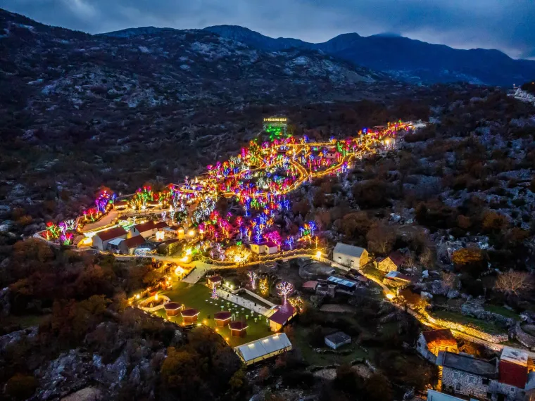 Snažno nevrijeme, poplave, sportski uspjesi, Prijovićmanija. Ovo je top 100 fotografija prema izboru fotografa