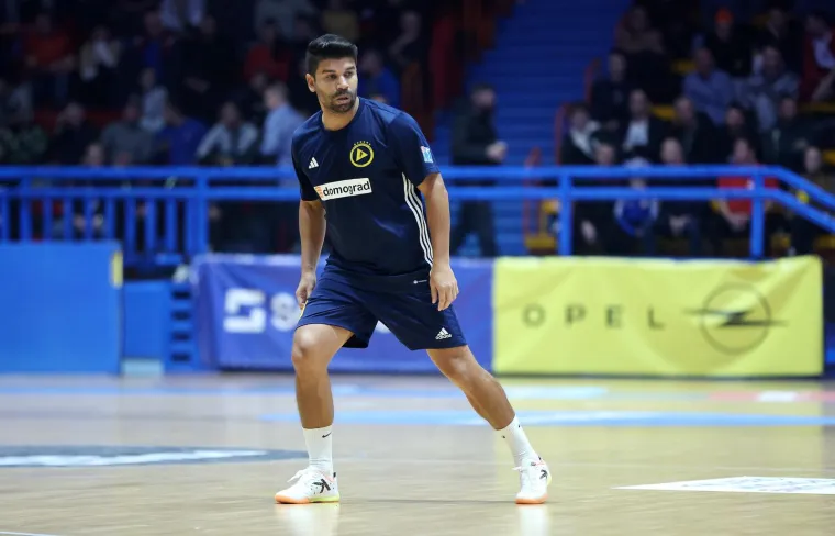 Kakva romantika u Domu sportova: HNL veterani predvođeni bivšim Vatrenim u finalu Kutije šibica