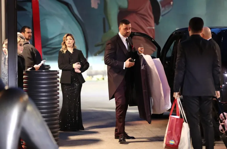 Prve fotografije vjenčanja Sandre Perković: Pogledajte tko je sve stigao na svadbenu svečanost