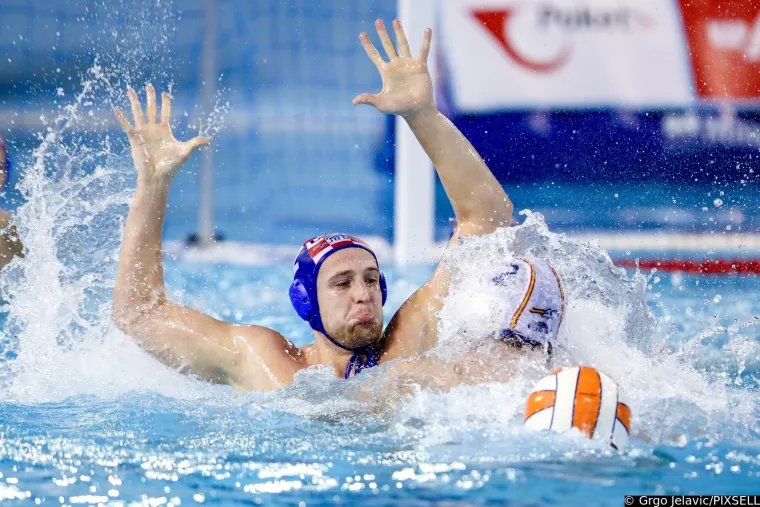 Hrvatske vaterpoliste gledao i Andrej Plenković, evo u čijem je dru&scaron;tvu bio i kako je proživljavao dramu