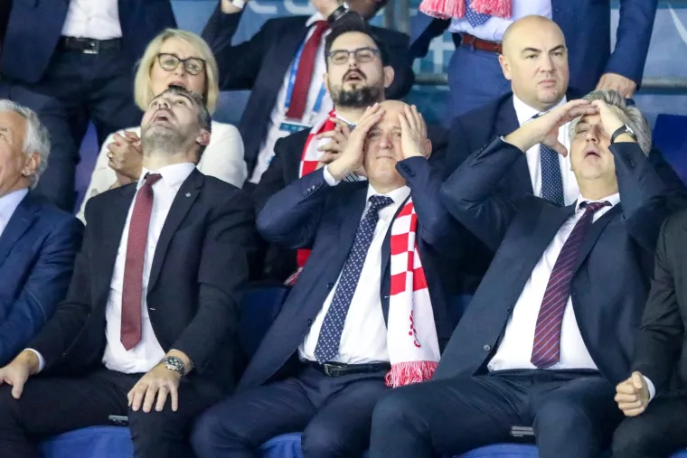 Hrvatske vaterpoliste gledao i Andrej Plenković, evo u čijem je dru&scaron;tvu bio i kako je proživljavao dramu