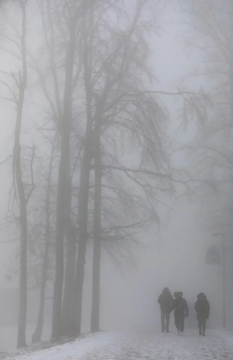 Prvi ovogodi&scaron;nji snijeg zabijelio je Sljeme: Vrh Medvednice odi&scaron;e zimskom atmosferom
