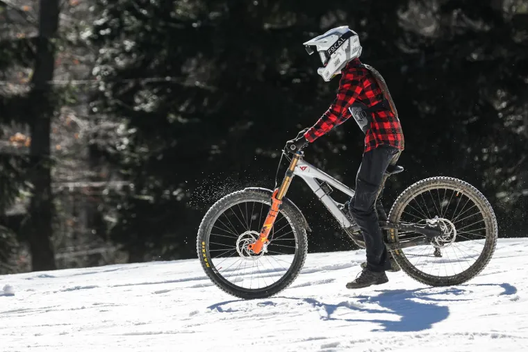 Idila na Sljemenu: Pogledajte kakva je to uživancija tamo gore dok nam 'Zeus ubija zimu'