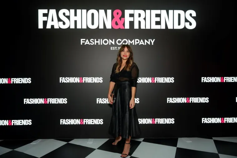 FASHION&FRINEDS PRIPREMIO MAGIČNU NOĆ ZA PAMĆENJE