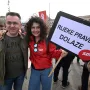 Pogledajte veliki prosvjed oporbe u Zagrebu: Na transparentima poruke: 'Dosta je' i 'Rijeke pravde dolaze'