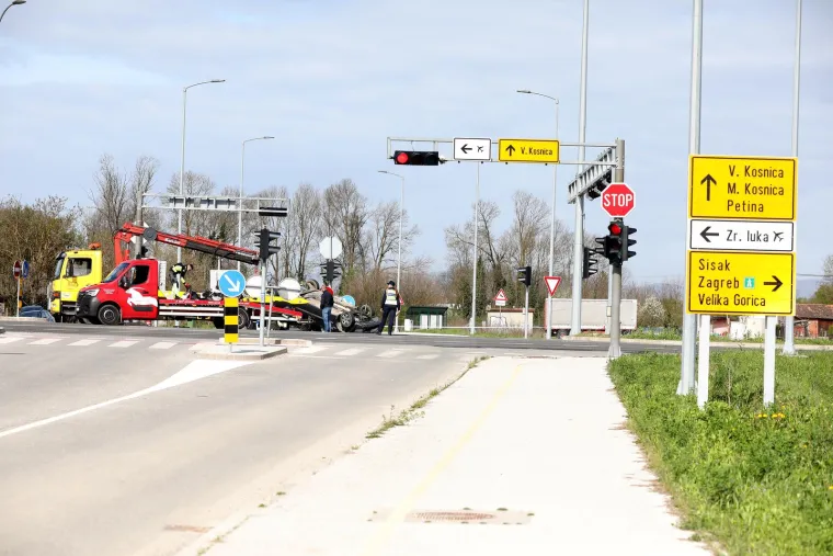 Stravična nereća u Velikoj Gorici u kojoj je poginuo motociklist