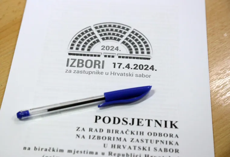Građani izlaze na birali&scaron;ta diljem Hrvatske. Poranili i političari