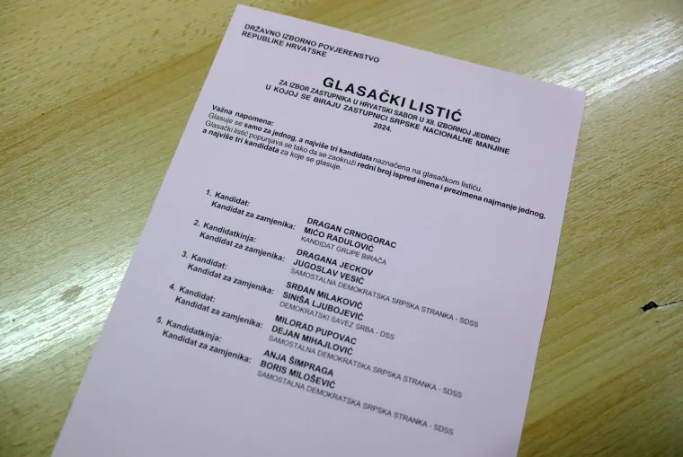 Građani izlaze na birali&scaron;ta diljem Hrvatske. Poranili i političari